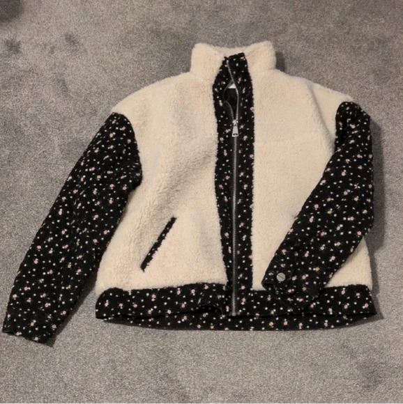 DRIFTWOOD X Free People Black and Cream Teddy Floral Jacket Size Medium - Picture 2 of 7